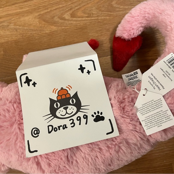 Jellycat Authentic Heart Dragon – Valentine’s Day Gift - Picture 4 of 6